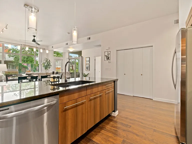 803 Blondel St #101 — Photo 5