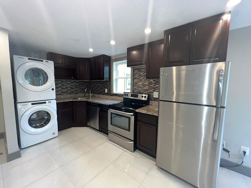1st image of 1380-1390 East St #1380-208