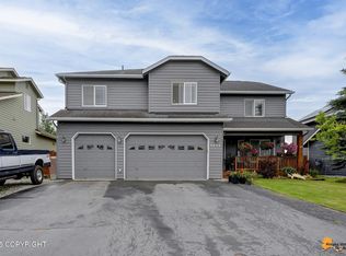 5693 Yukon Charlie Loop, Anchorage, AK 99502