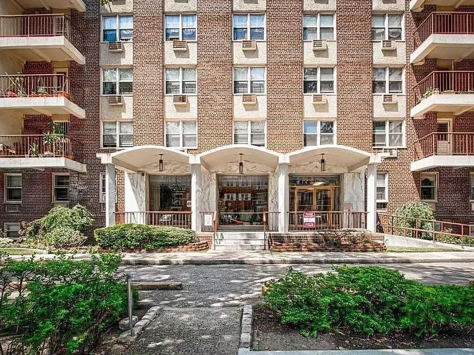 1st image of 14055 34th Ave APT 6J