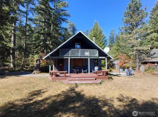 101 Mountain View Dr. N, Ashford, WA 98304