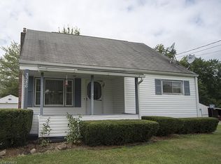 3386 Broadview Dr, Hubbard, OH 44425