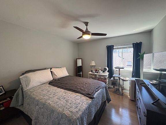3rd image of 6 Hayes Rd APT 28