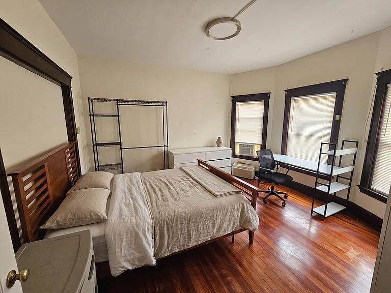 320 Highland Ave #2 — Photo 5