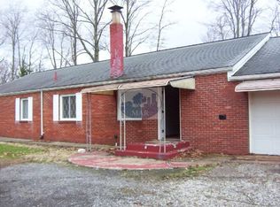 1520 Walker Lake Rd, Mansfield, OH 44906