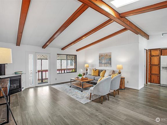 4th image of 1111 Archwood Drive SW #277