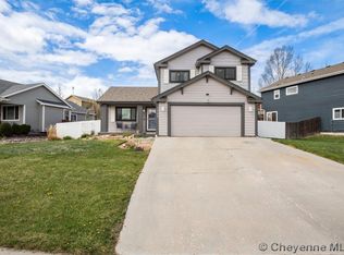 1722 Meadow Dr, Cheyenne, WY 82001