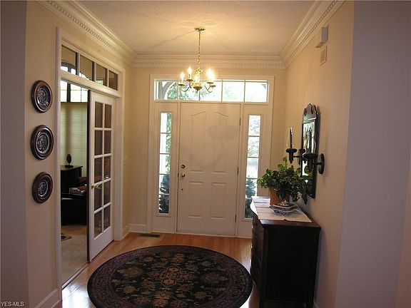 4th image of 63 Beech Cliff Dr