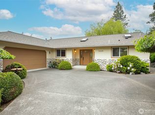 3009 Hayward Dr, Bellingham, WA 98226