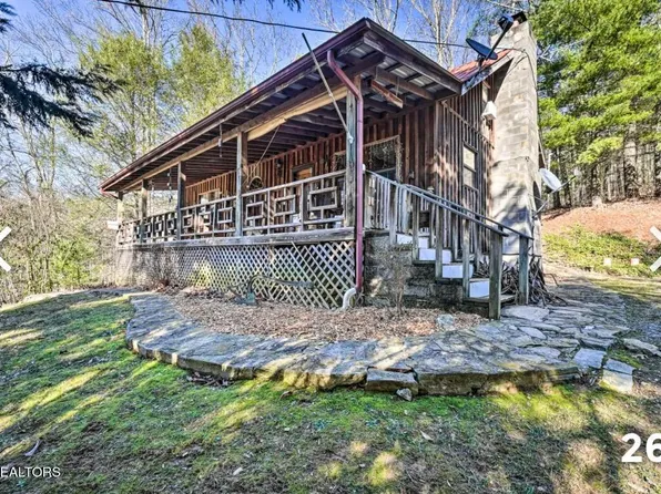 294 Dockery Rd, Tellico Plains, TN 37385