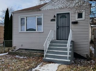 9026 S Ellis Ave, Chicago, IL 60619