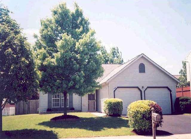 1st image of 533 Warwick Ln