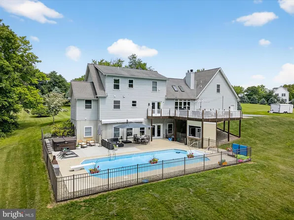 1981 New Danville Pike, Lancaster, PA 17603