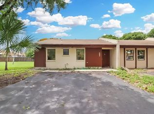 13805 SW 52nd St, Miami, FL 33175