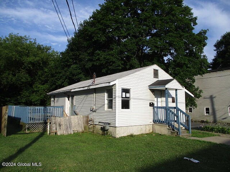 5th image of 22 Haskell Avenue