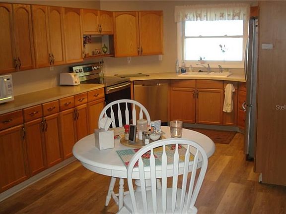 3rd image of 4337 Riverside Dr