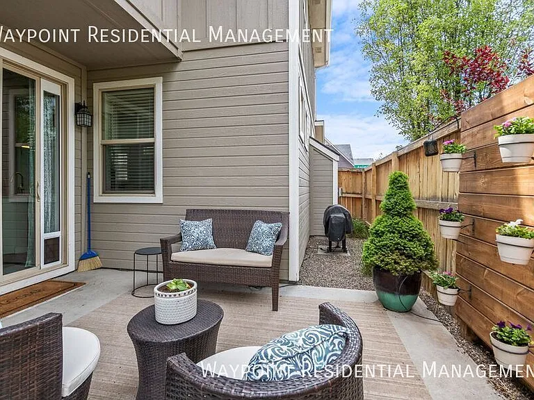 4342 S Axiom Ave — Photo 15