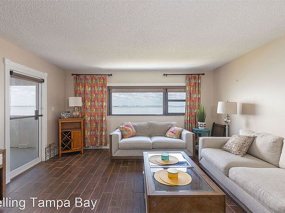 2nd image of 4141 Bayshore Blvd APT 1002