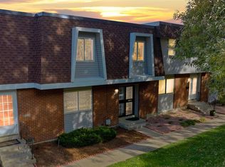 517 S Xenon Ct, Lakewood, CO 80228