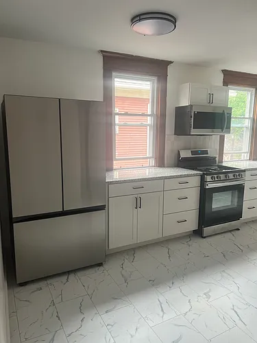 426 W Delavan Ave #UPPER Photo 1