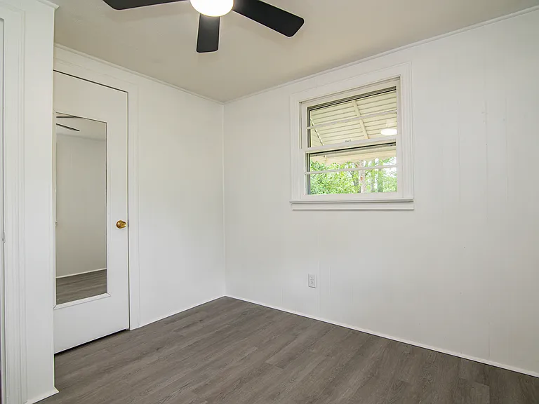 407 Conwell Rd — Photo 5