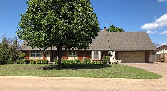 1st image of 3312 W Oklahoma Ave