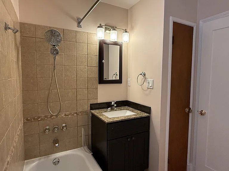100 Belvedere Dr #7 — Photo 10