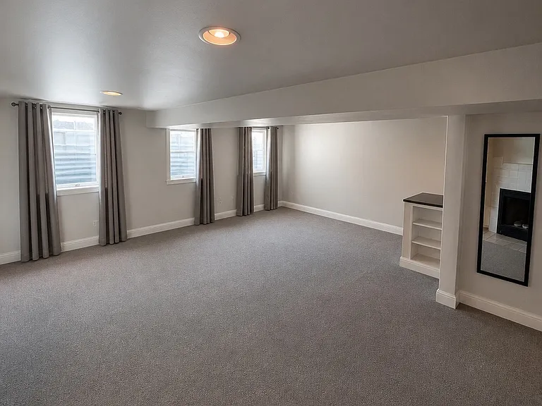 3067 N Clybourn Ave #1F — Photo 6