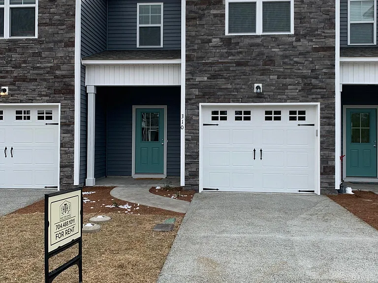 310 S Stingray Ln — Photo 25