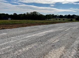 2 Gracewood Ln #A, Ozark, MO 65721