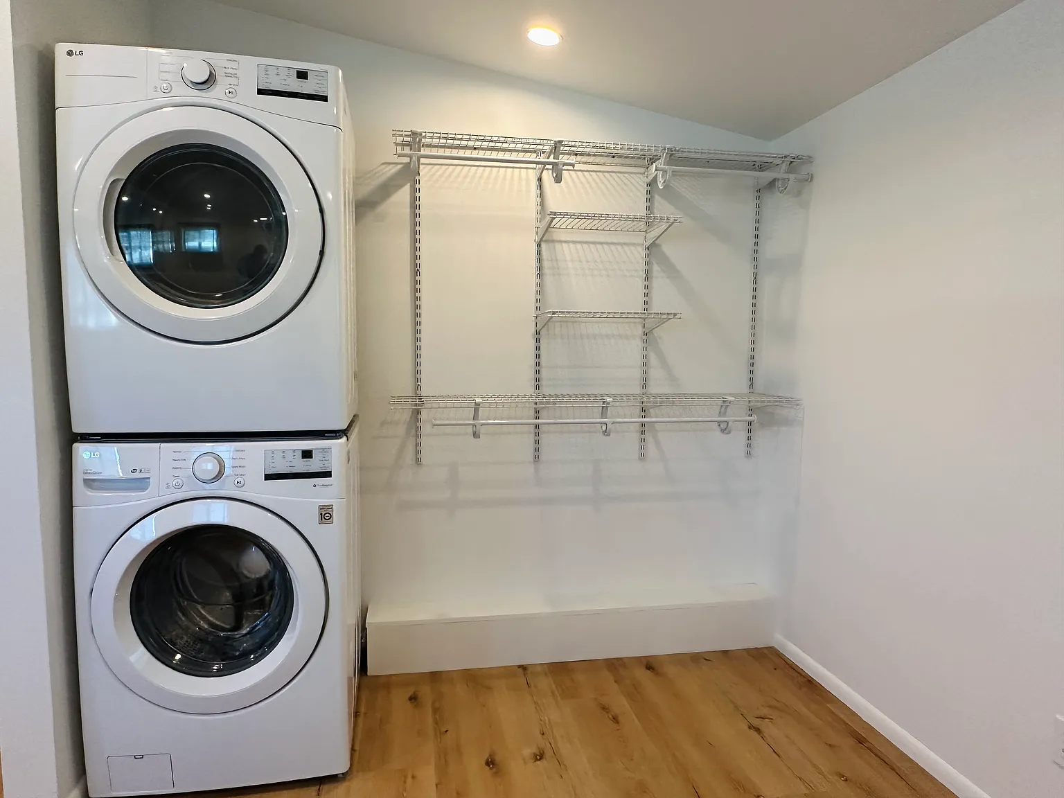 3 bed, 8500 sqft, $2,500 — Photo 3