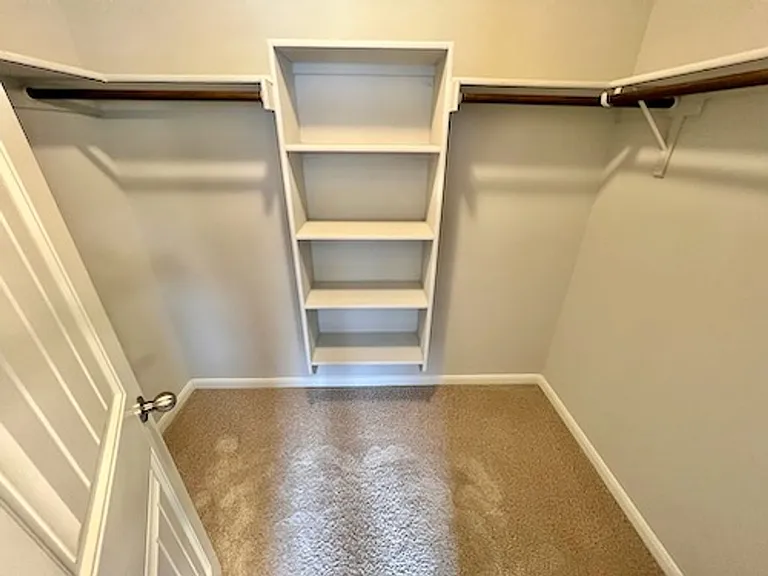 2277 Olive Hill Dr — Photo 19
