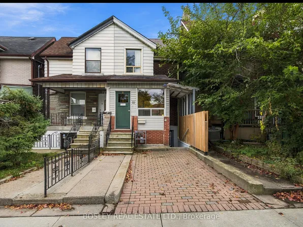 15 Lumbervale Ave, Toronto, ON M6H 1C7