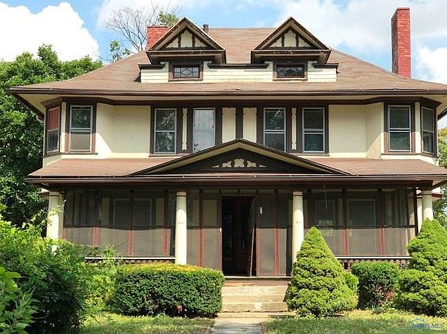 1st image of 2514 Parkwood Ave