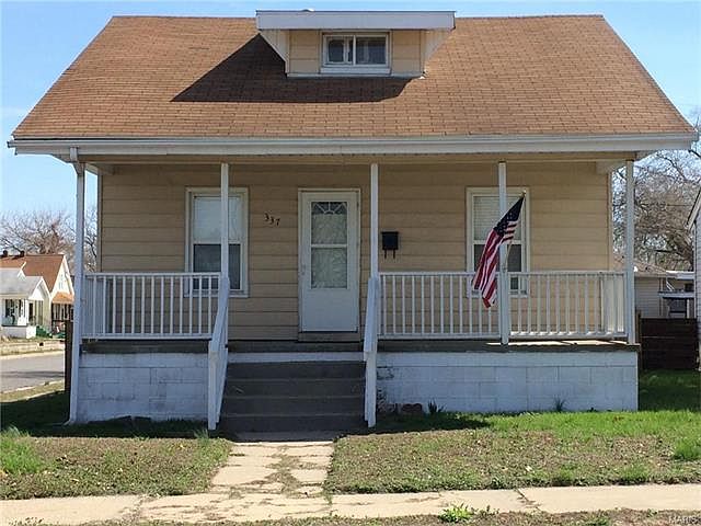 1st image of 337 N 2nd St