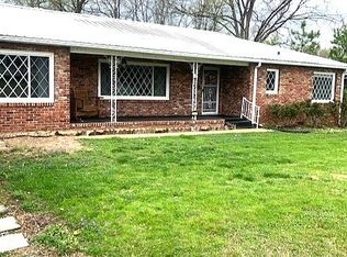 6 Gracie Ave, Fort Oglethorpe, GA 30742