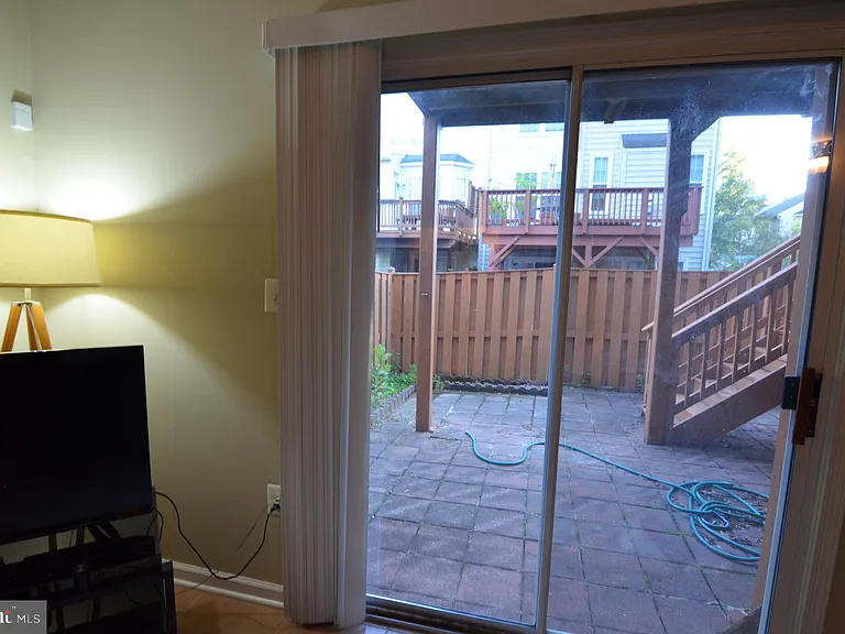 2946 Saxon Flowers Dr — Photo 40