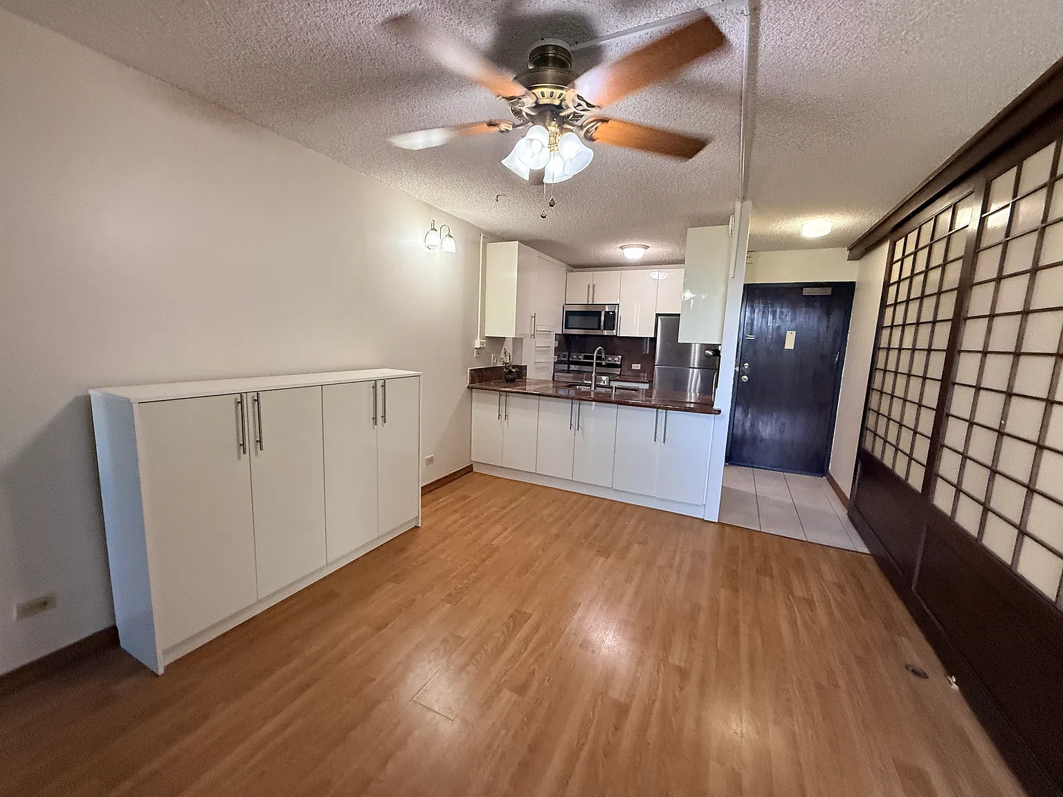 Studio, 455 sqft, $2,200 — Photo 1