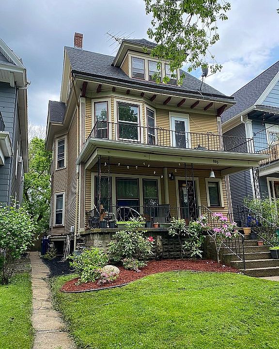 1st image of 885 Richmond Ave