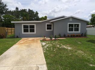 536 Flame Tree Dr, Apollo Beach, FL 33572