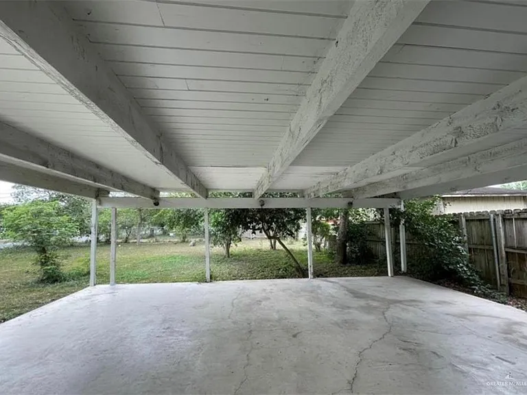 1822 E Madison Ave — Photo 16