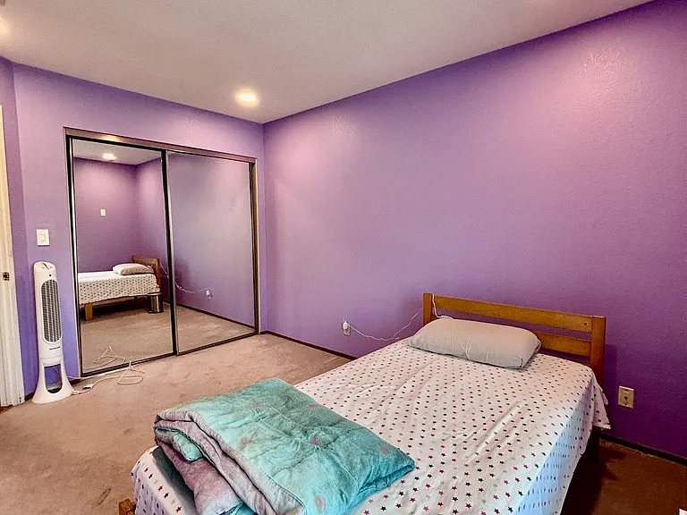 1084 Sunrise Dr — Photo 32