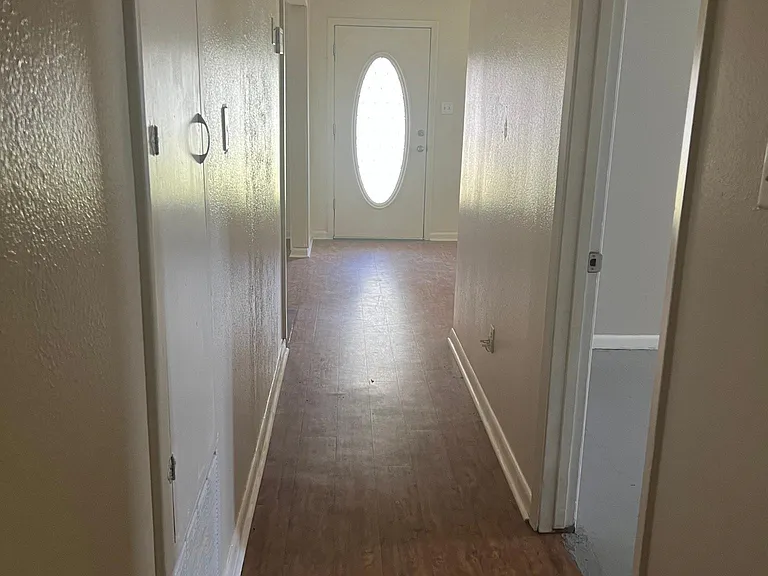 613 Cline St — Photo 3
