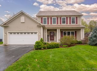 205 Arbor Ridge Dr, Montgomery, IL 60538