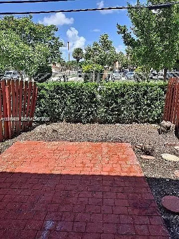 110 SW 109th Ave #2 — Photo 7