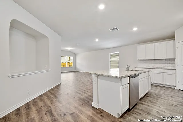 14042 Mudstone St — Photo 3