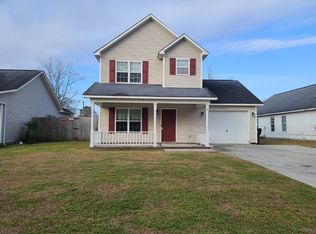 310 Mattocks Ave, Maysville, NC 28555