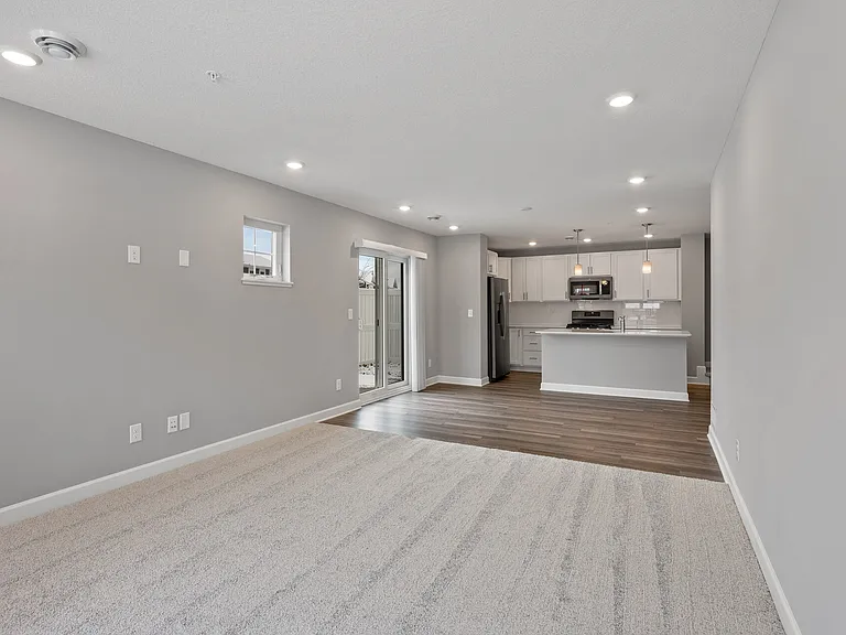 11032 Zest St NE — Photo 2