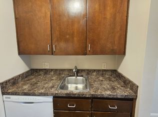 1803 E St #204, Lincoln, NE 68508
