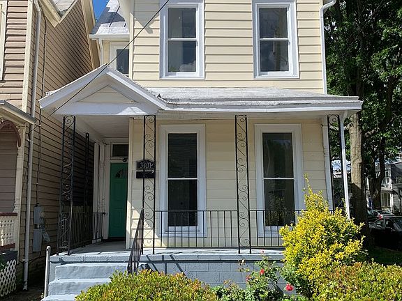 5th image of 3401 E Marshall St